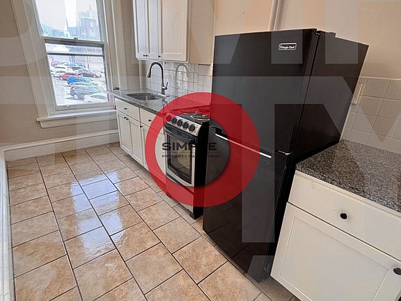 2nd image of 136 N 4th St APT 2F