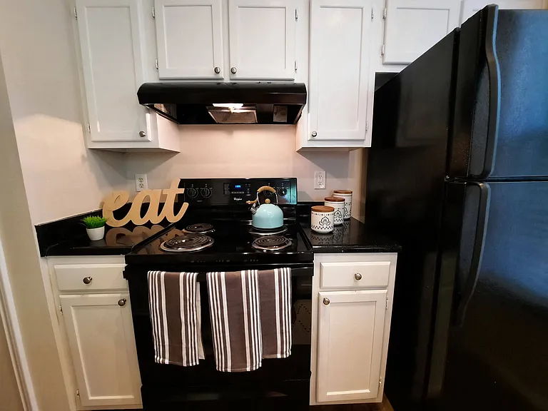 Brassfield Park Apartments — Photo 40