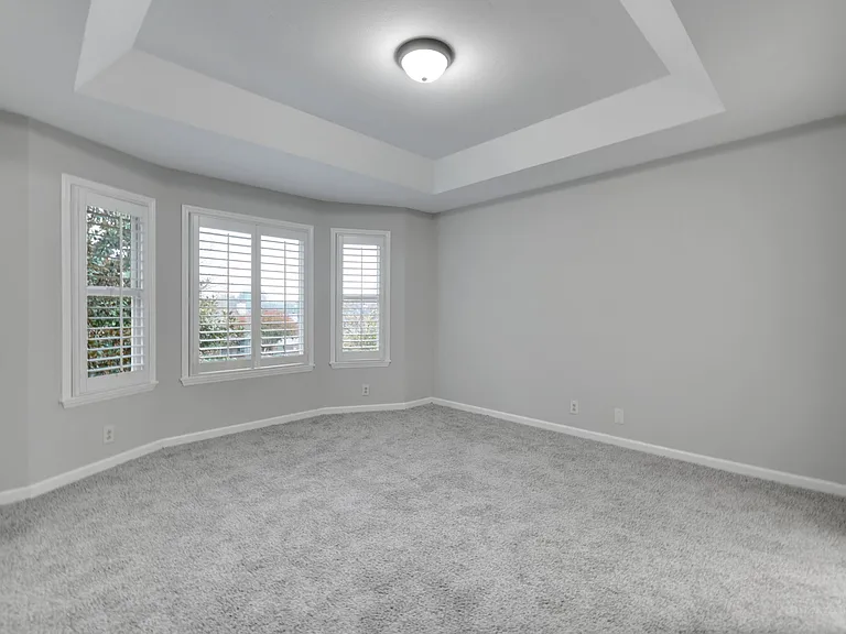 304 Hillside Ct — Photo 13