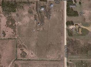 310 Illinois Ave SW, Staples, MN 56479