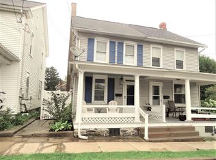 113 N Liberty St, Lititz, PA 17543