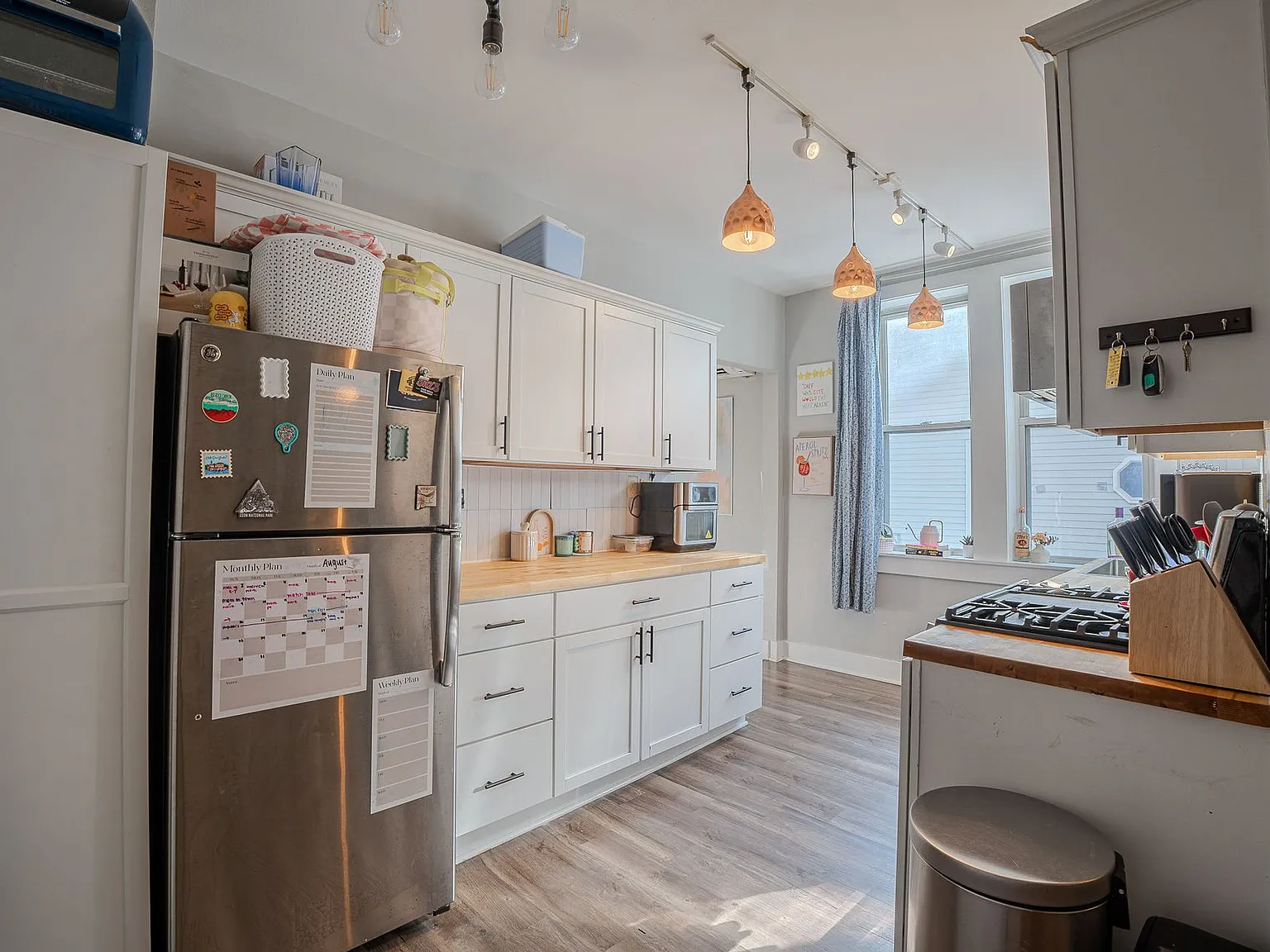2436 S Wentworth Ave — Photo 1