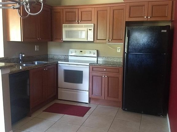 3rd image of 11498 NW 43rd St