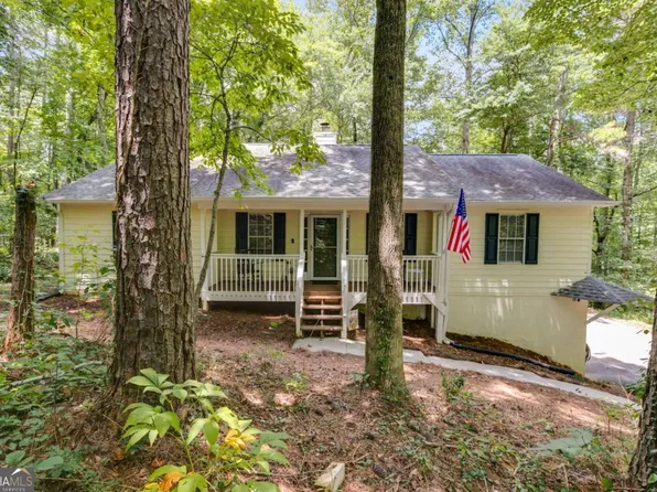 359 Johnstons Dr, Dallas, GA 30157