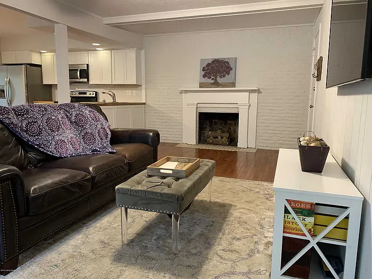 2104 Terriwood Ct — Photo 11