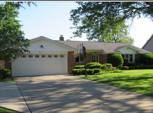 25035 Twickenham Dr, Beachwood, OH