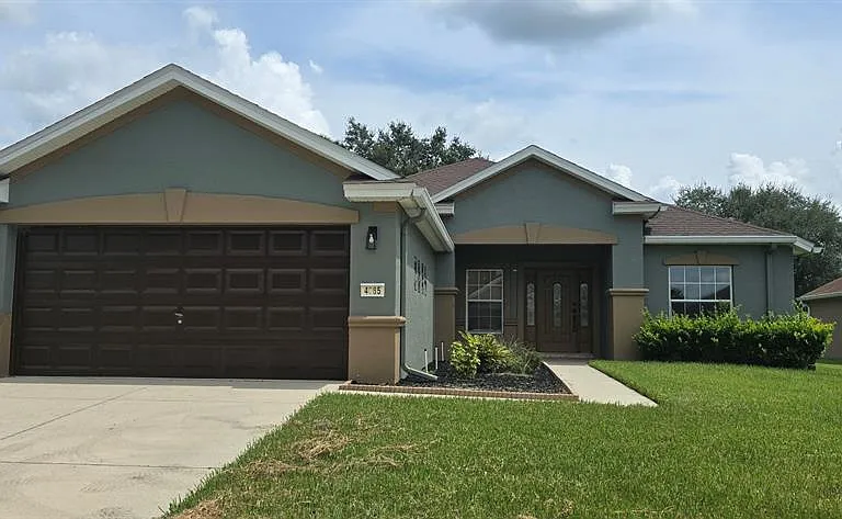 4085 SW 49th Ave — Photo 1