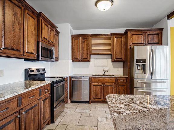 2nd image of 333A W Meyer Blvd #1215A