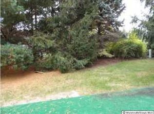 24 Le Lamentin Dr, Toms River, NJ