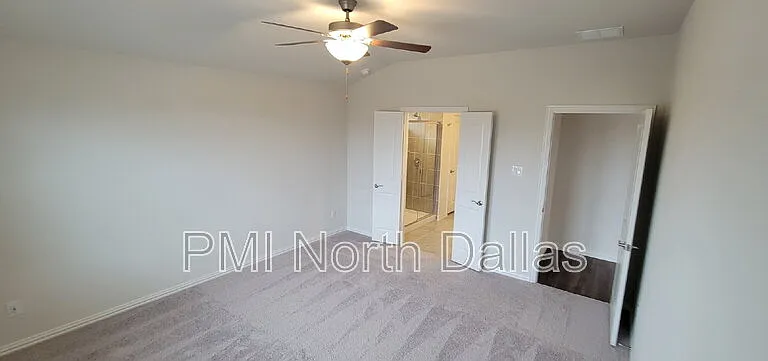 2633 Oneida Ln — Photo 33