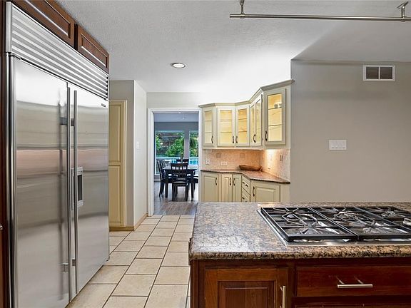 3rd image of 13667 Peyton Dr
