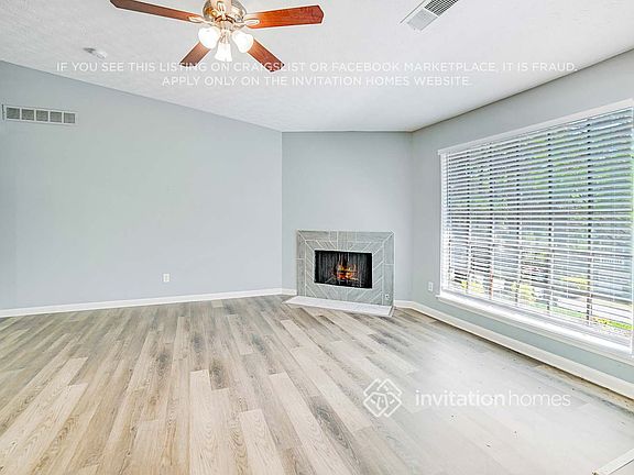 4th image of 616 Candlewick Ln NW
