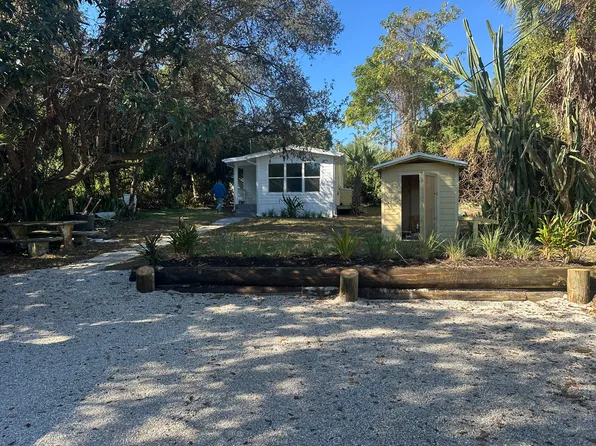 2017 N 3rd St, Fort Pierce, FL 34946