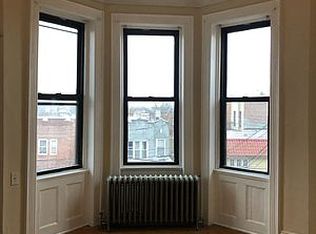 21-72 43rd St #3A, Astoria, NY 11105