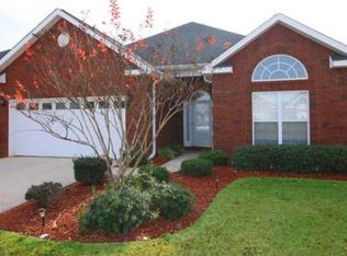 108 Newport Is, Centerville, GA 31028