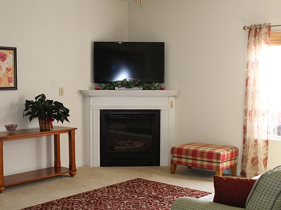 5th image of 7427 Pipestone Dr