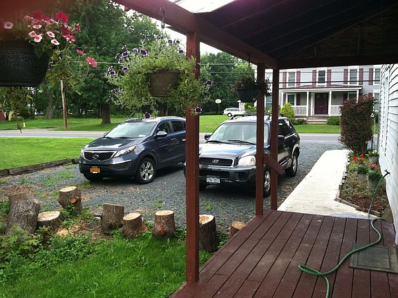 5th image of 26 Halfmoon Dr