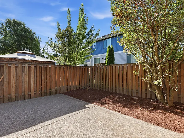 Bryant Street Townhomes — Photo 20