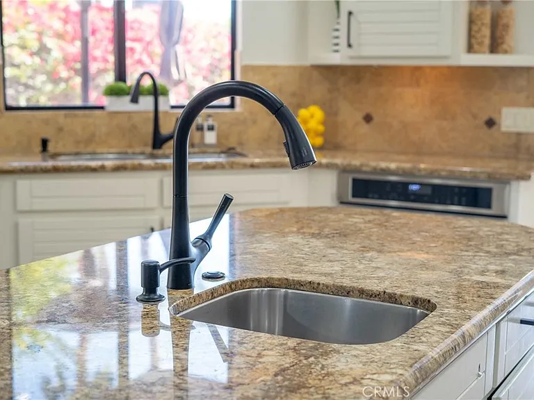 55840 Pebble Bch — Photo 15