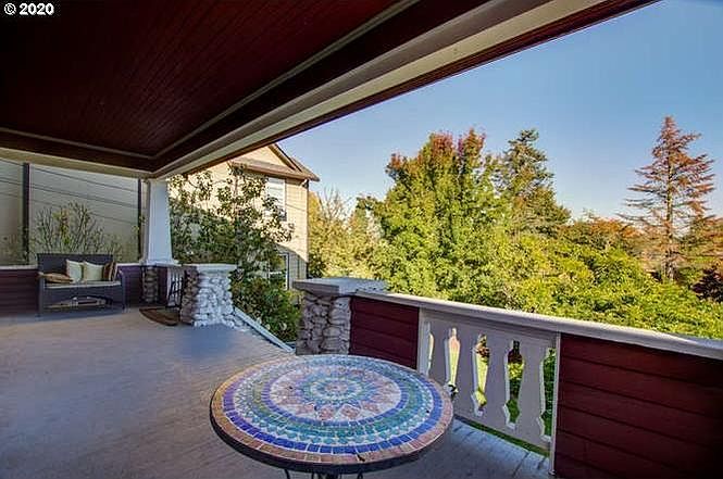 Large front covered sitting porch