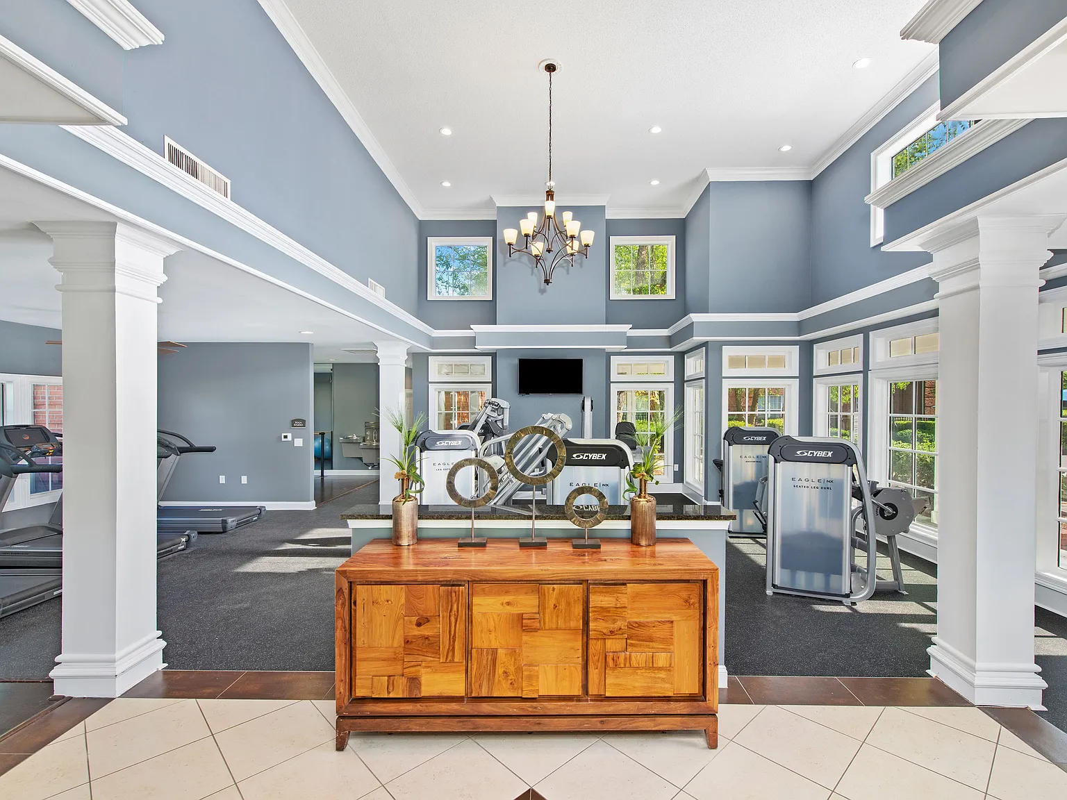 MAA Bellevue — Photo 1