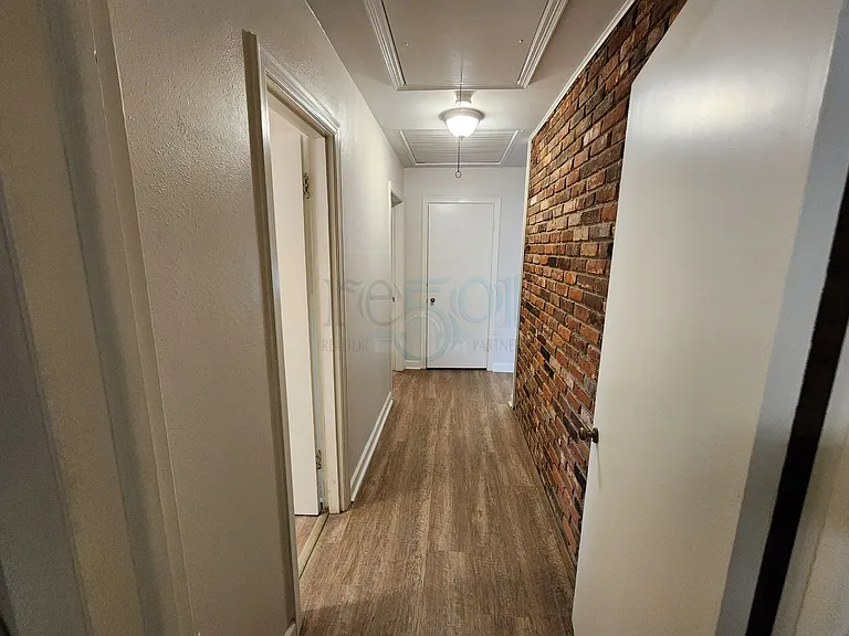 7520 W Markham St — Photo 13