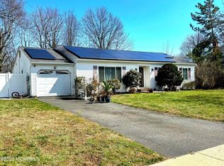 715 Vivian Drive, Toms River, NJ 08753