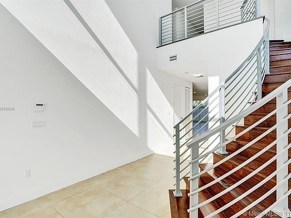 4th image of 7505 NW 97th Ct
