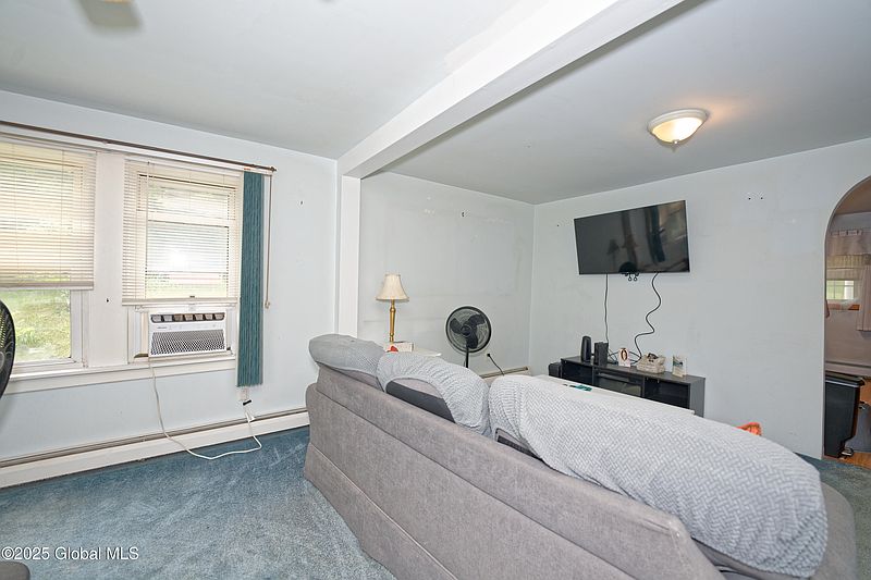 5th image of 155 3rd Avenue