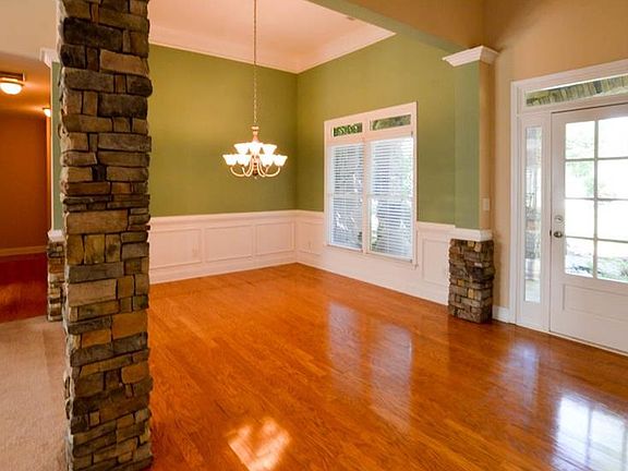 4th image of 4000 Fredricksberg Ct