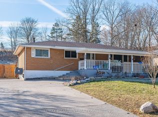20 Glendale Rd, Brantford, ON N3T 1P2