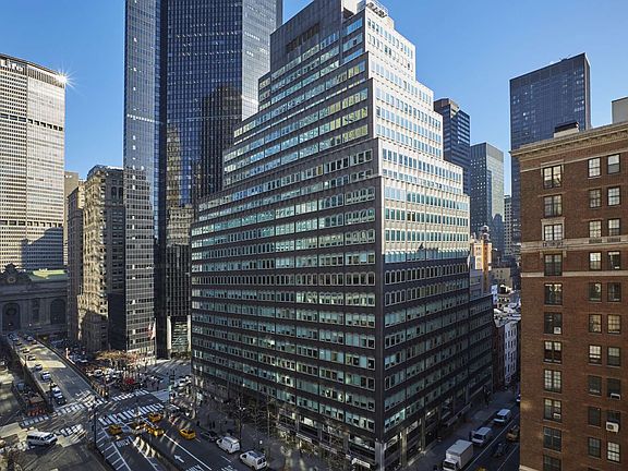4th image of 80 Park Ave APT 14K
