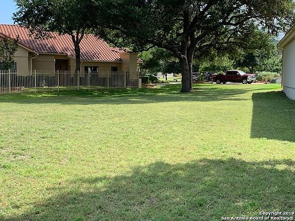 3rd image of 107 Coterie Pl