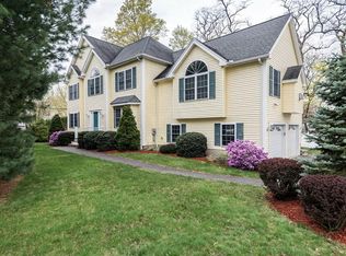 93 Putnam Rd, North Andover, MA 01845