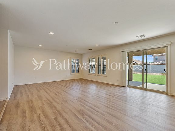 4th image of 40966 W Mary Lou Dr
