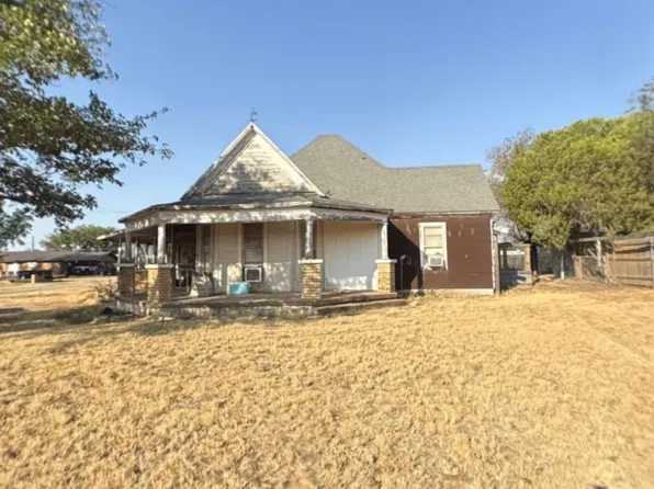 311 S Walton St, Roby, TX 79543