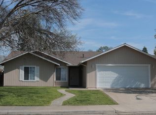 576 Sunwood St, Porterville, CA 93257