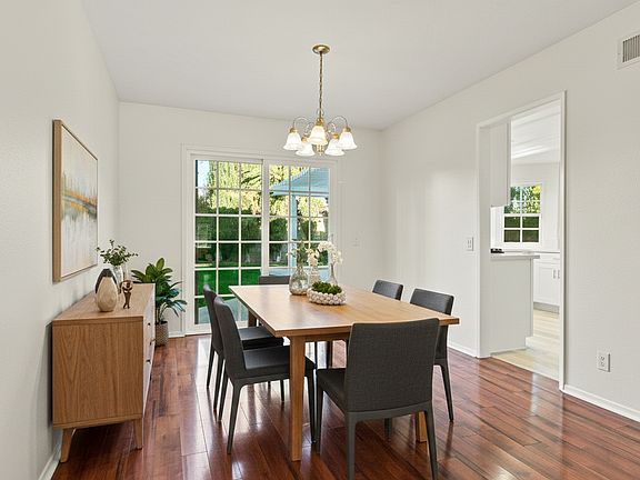 5th image of 24401 Peacock St