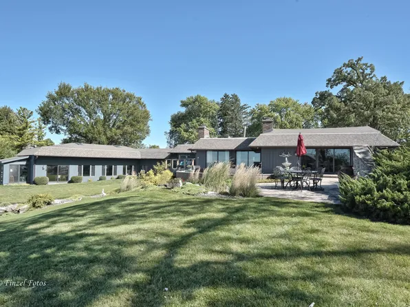 25660 W Columbia Bay Dr, Lake Villa, IL 60046