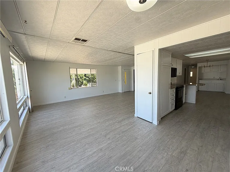 22895 Skylink Dr — Photo 5