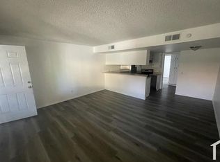 8841 N 8th St UNIT 209, Phoenix, AZ 85020