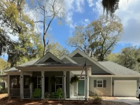 14 Partridge Cir, Beaufort, SC 29907