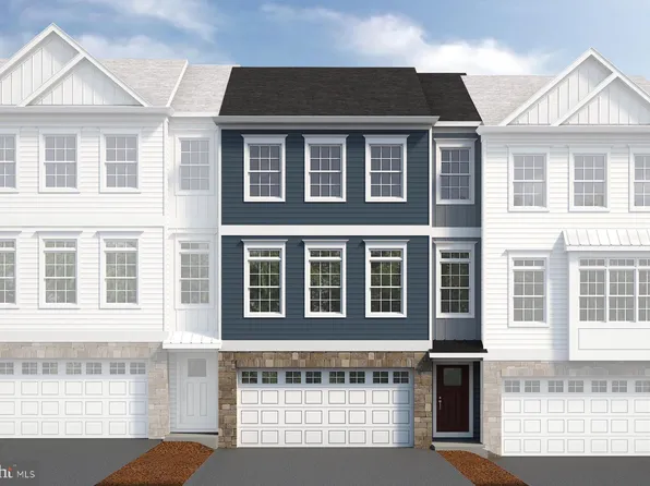 566 Brandywine Dr, State College, PA 16801