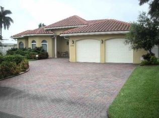 2652 NE 7th St, Pompano Beach, FL 33062