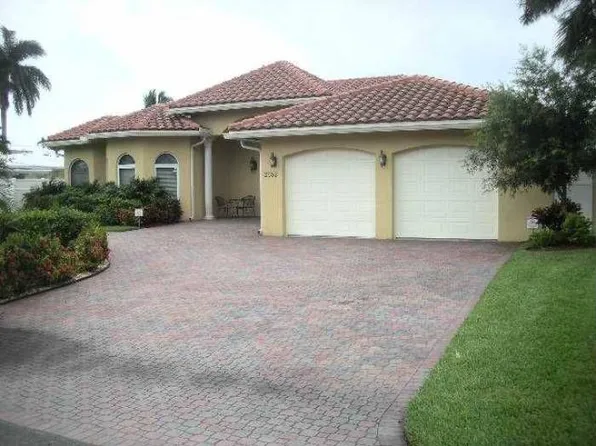 2652 NE 7th St, Pompano Beach, FL 33062