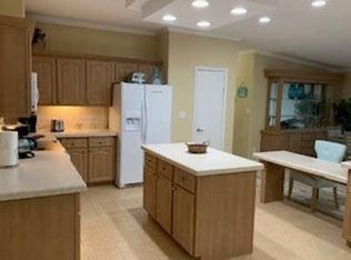 35 Ricks Dr, Lake Worth, FL 33463