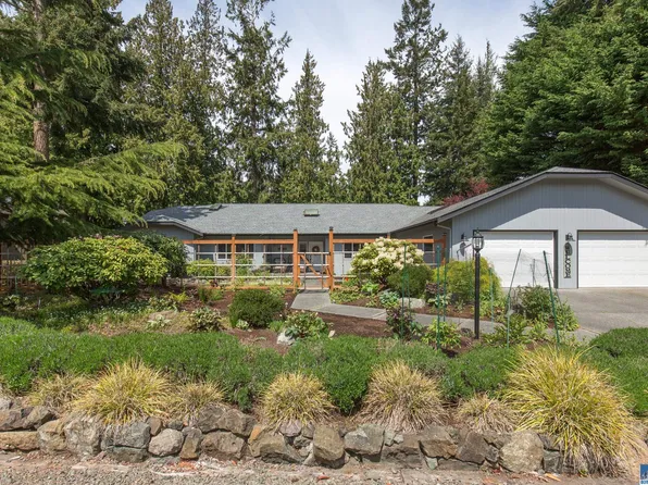 134 Fairway Pl, Sequim, WA 98382