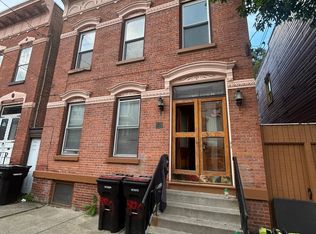 380 8th St #2, Troy, NY 12180