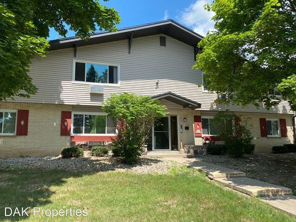 1st image of N114W15518 Sylvan Cir APT 18