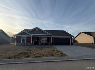 210 Macintosh Ln, Poplar Bluff, MO 63901